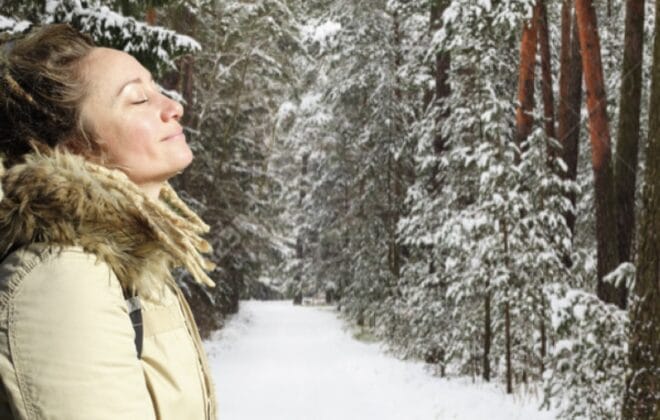 Maintenance of dreadlocks in cold weather